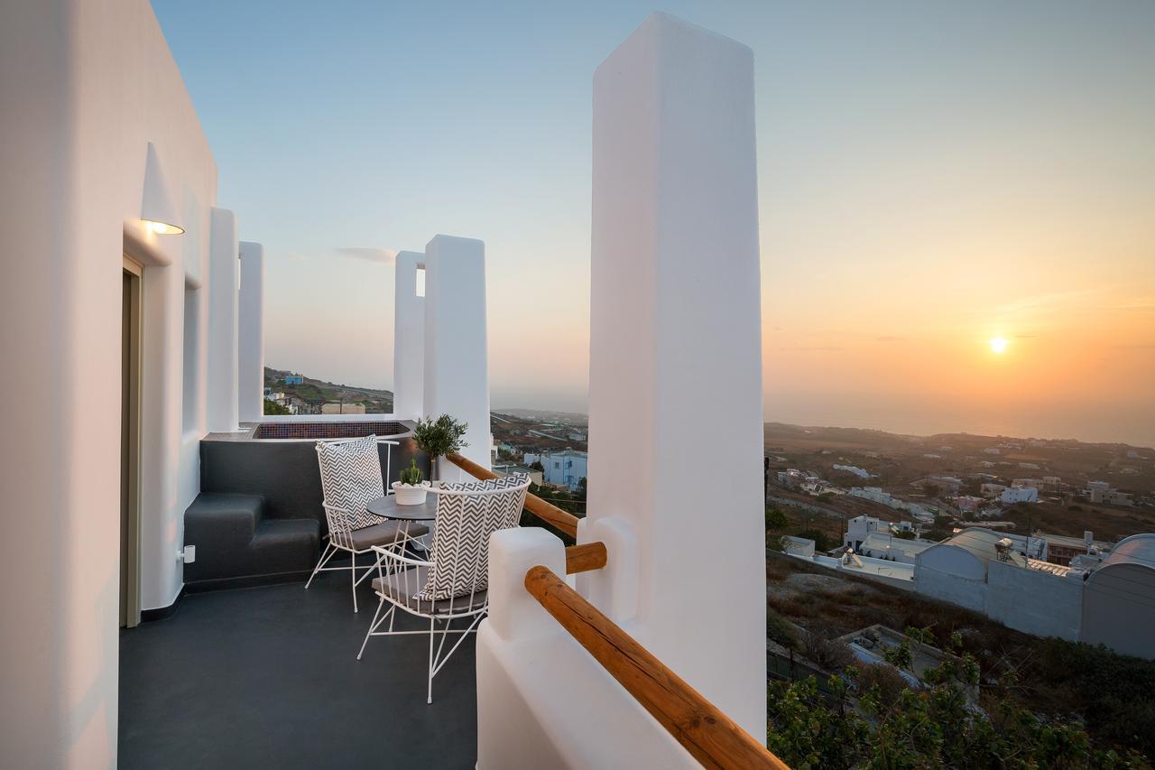 Nectarios Villa - Studios & Suites Adults Only Тира Экстерьер фото
