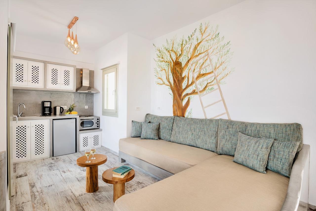 Nectarios Villa - Studios & Suites Adults Only Тира Экстерьер фото