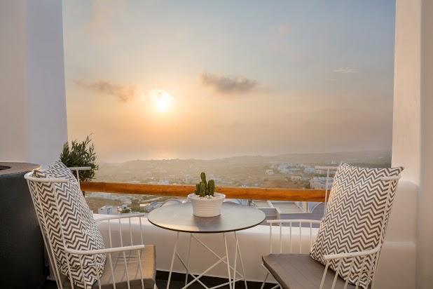 Nectarios Villa - Studios & Suites Adults Only Тира Экстерьер фото
